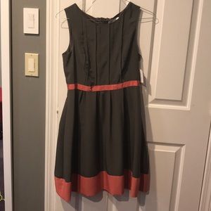 Never Worn Jessica Simpson grey and pink dress